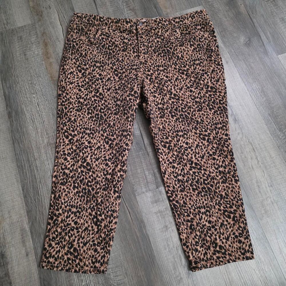 Terra & Sky Jeans 24W Petite Womens Plus Straight Leg Leopard Print Denim Pants